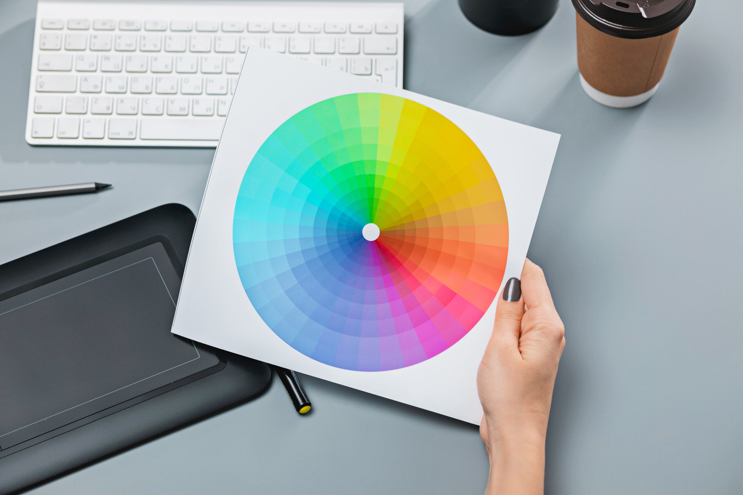 Color wheel Theory for selecting Imitation Jewelry